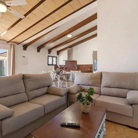 Exclusiva Y Elegante Casa En Chiclana